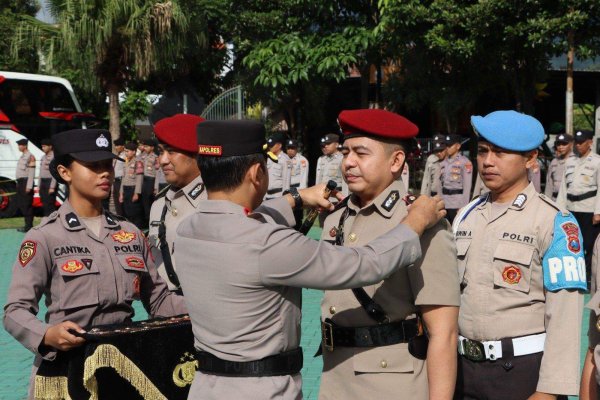 Rotasi PJU, Kapolres Batu AKBP Andi, Pimpin Sertijab Kasat Narkoba, Kapolsek Ngantang dan Kapolsek Kasembon