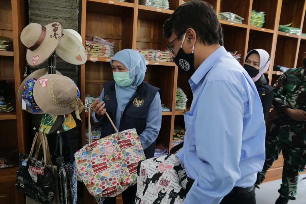 Pastikan Prokes, Gubernur Jatim Khofifah Bersama Forkopimda Tinjau Selecta Batu