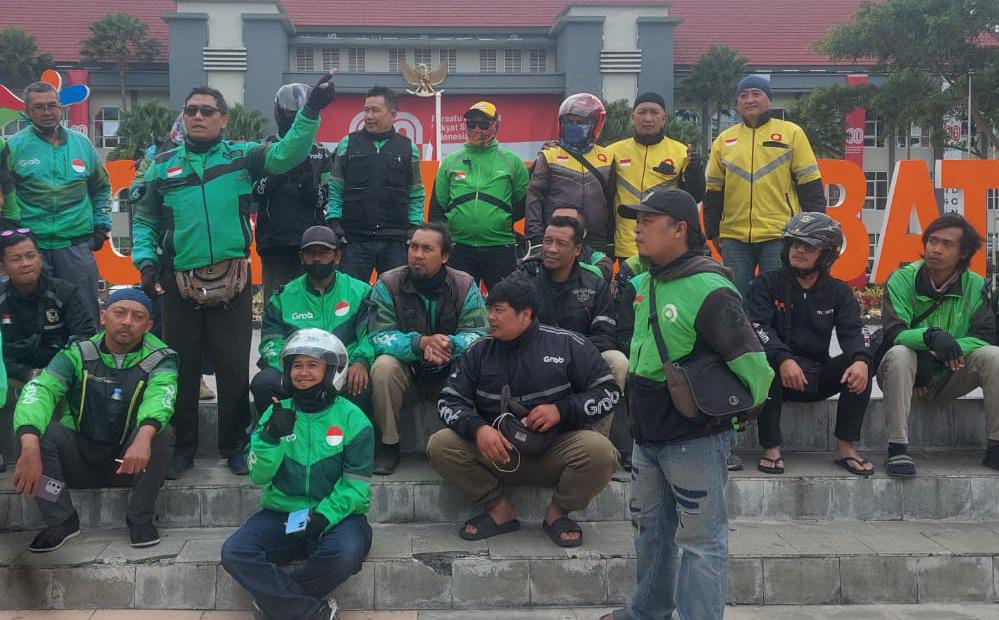 Ojol di Kota Batu Gelar Aksi Damai ke Balai Kota Among Tani Pemkot Batu, Solidaritas untuk Affan Kurniawan