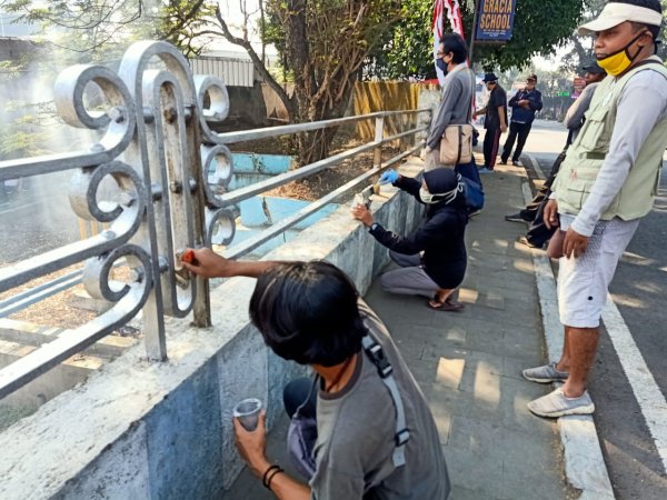 Peduli Cagar Budaya, Tamasja Tourism Center Bersih-bersih Jembatan Pulosari