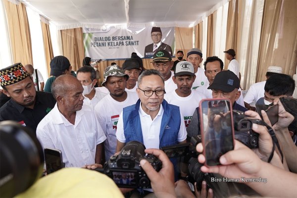 Stabilisasi Harga Migor, Mendag RI Zulhas Ajak Dialog Petani Sawit