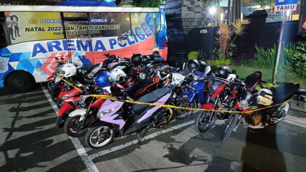 Polresta Malang Kota Amankan Belasan Sepeda Motor dan Pelaku Balap Liar