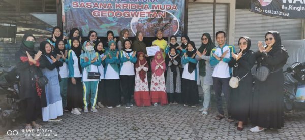 KB, RA dan MI Raden Bagus Turen Santunan Korban Gempa