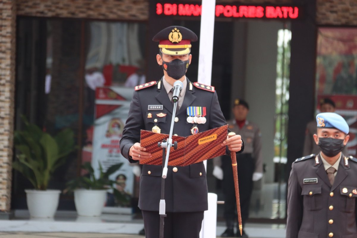 Kapolres Batu AKBP Oskar, Jadi Inspektur Upacara Peringatan Hari Pahlawan ke-77