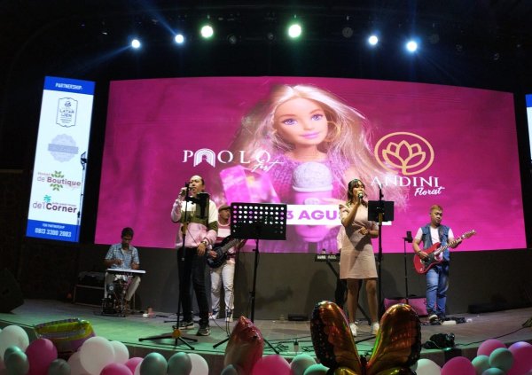 Kipa Ilakes, Paolo Fest Hibur Pengunjung dengan Konsep Barbie