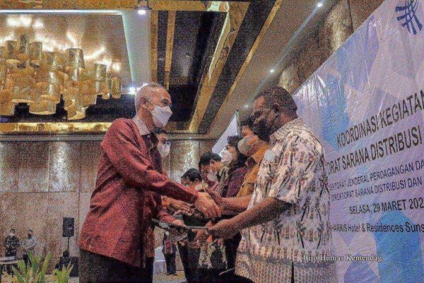 Revitalisasi 87 Pasar Rakyat Daerah, Kemendag RI Serahkan DIPA Dana Tugas Pembantuan