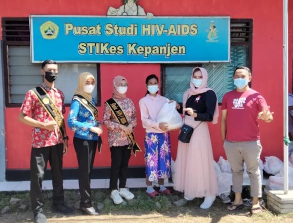 Sambut Lebaran, WPA Turen Bagikan 58 Paket Lebaran