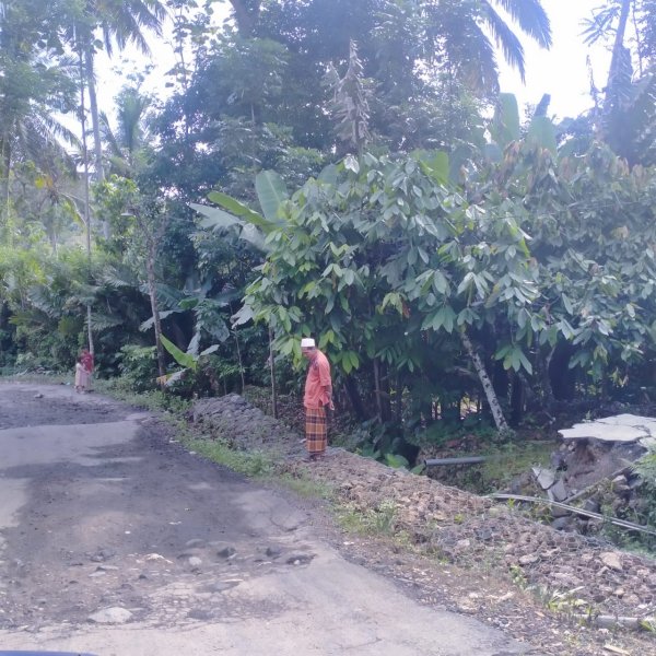 Berpotensi Timbulkan Kecelakaan, Warga Sukodono Dampit Minta Jalan Diperbaiki