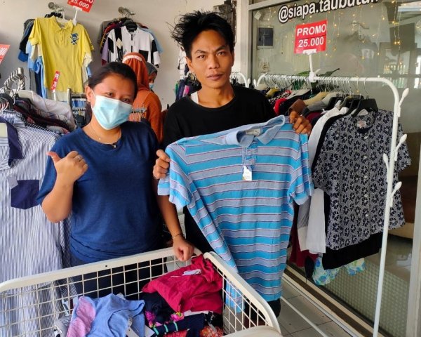 Mahasiswa Diliburkan Pandemi, Anggota DPRD Kota Malang ini Buka Thrift Store