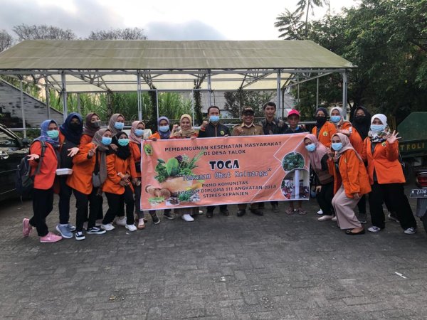 KKN, Mahasiswa Keperawatan STIKES Kepanjen Jalankan Program TOGA