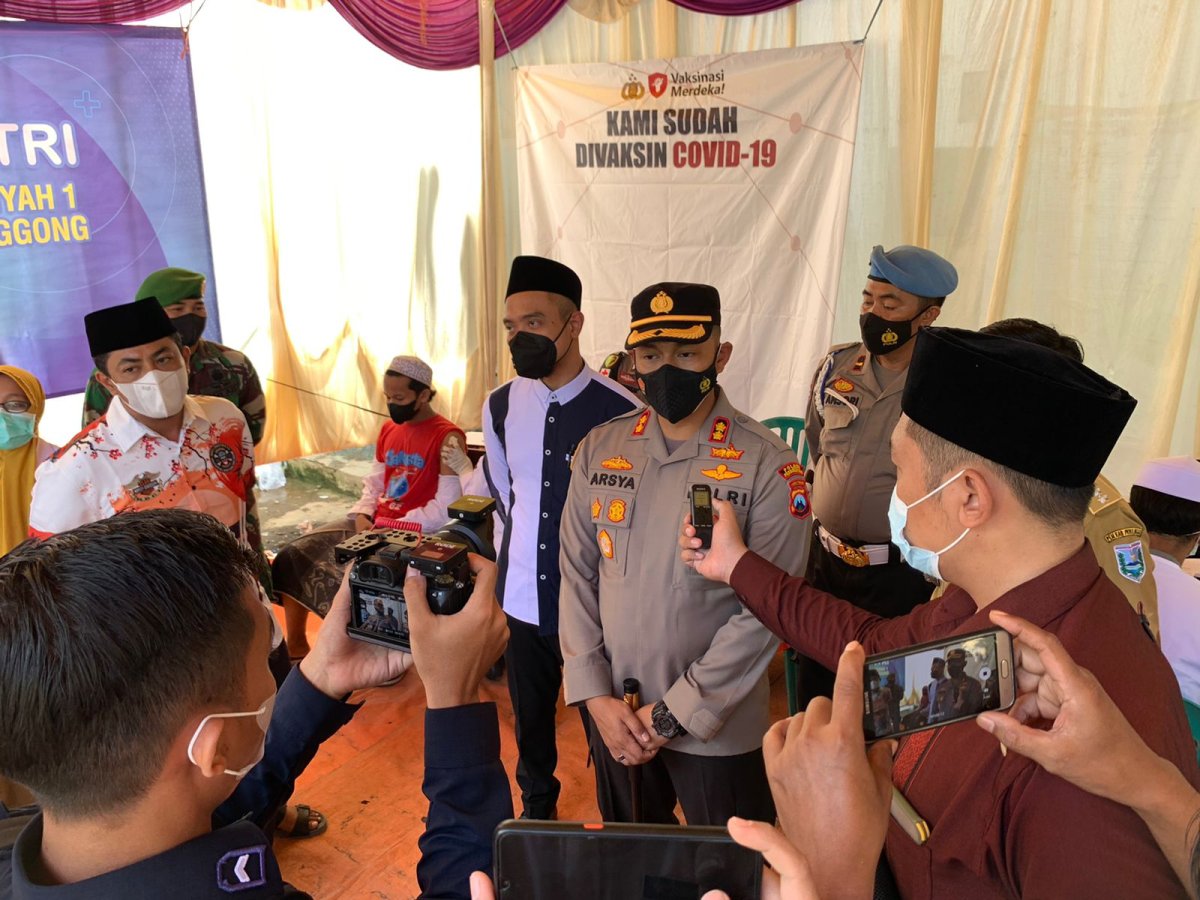 Menuju Herd Immunity, Polres Probolinggo Gelar Vaksinasi Merdeka