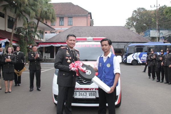 Mobil Ambulans Makota Presisi, Wujud Kolaborasi Kemanusiaan Polresta Malang Kota dengan Relawan