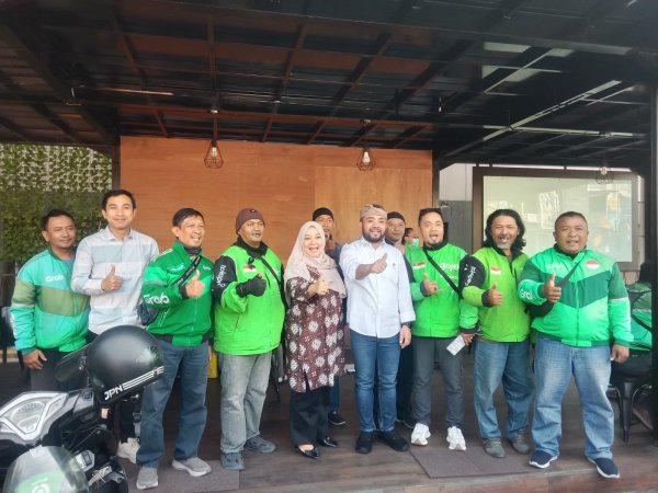 Ojol Kota Batu Ikut Berjaga di Batu Police Station, Sebagai Wujud Bentuk Kepedulian