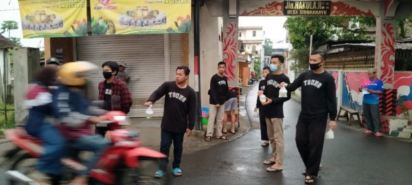 Pemuda Sidorahayu Wagir, Bagikan 250 Takjil