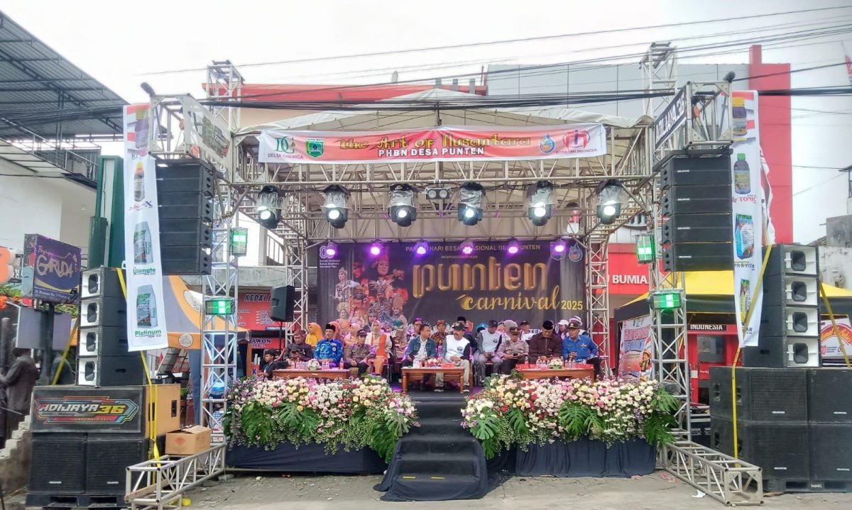 Usung Tema The Art Of Nusantara, Punten Carnival 2025 Diapresiasi Camat Bumiaji, Tampilkan Seni Budaya dan Roro Jonggrang