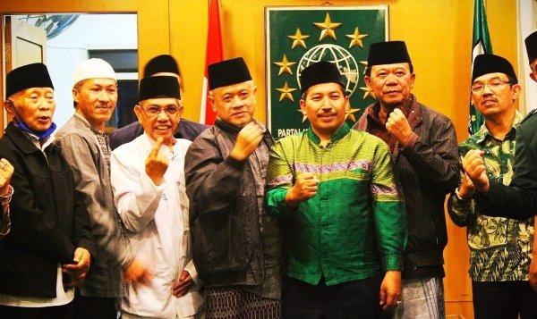 Lewat Kolaborasi Manis, Gus Ali Komitmen Antarkan dr. Umar ke Pringgitan